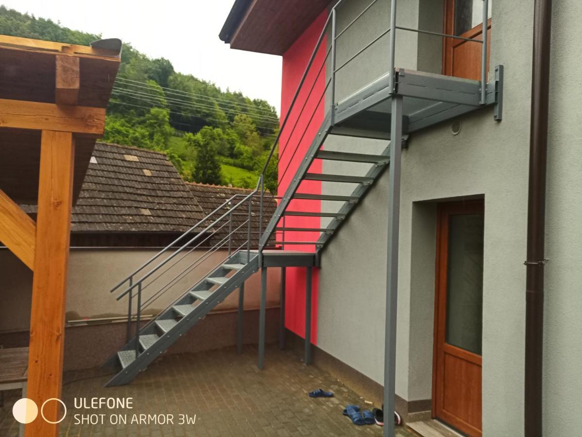 Pohoda Salas U Velehradu-2 Apartmany Uherske Hradiste Ngoại thất bức ảnh